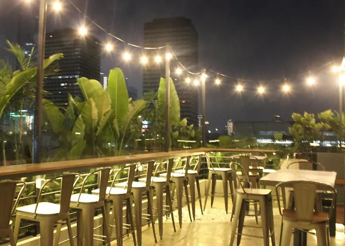 Huisdiervriedelijke La Boheme, Rooms&Coffee Jakarta