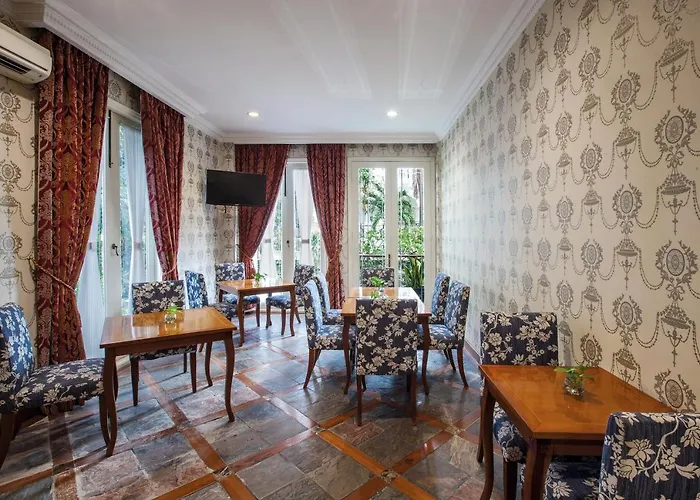 Artotel Casa Hangtuah Giacarta