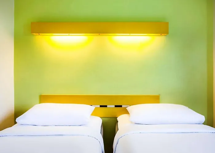 Hotel vicino a UOB Plaza