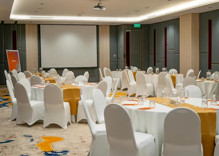 Harris Suites Fx Sudirman Giacarta
