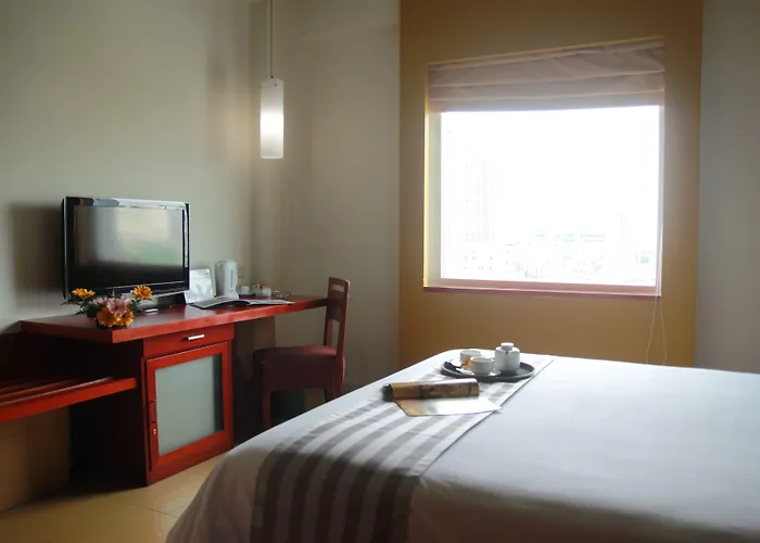 Sparks Life Jakarta, Artotel Curated