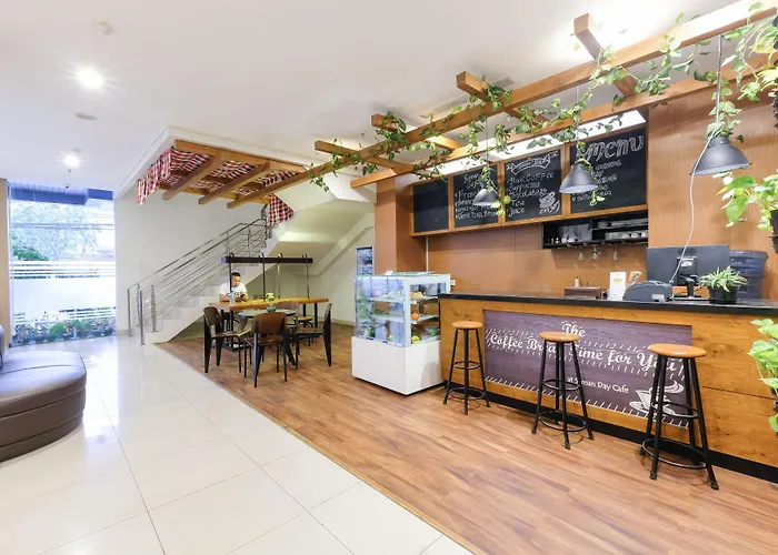 Hotel 88 Mangga Besar 62 - Best Breakfast - Near By Ancol And Government Center Jakarta
