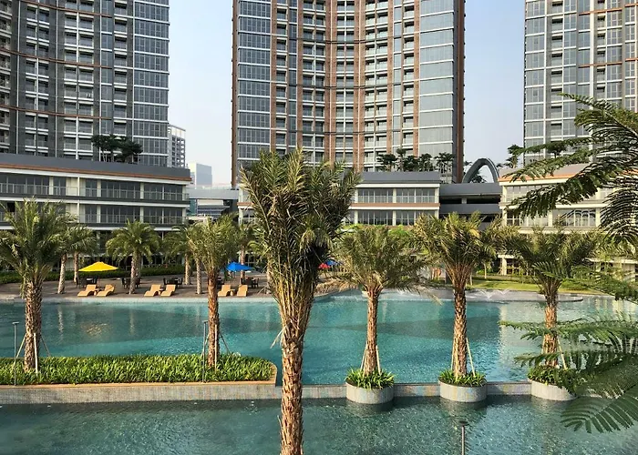 Gold Coast Pik Sea View Apartments By Longesuites Giacarta